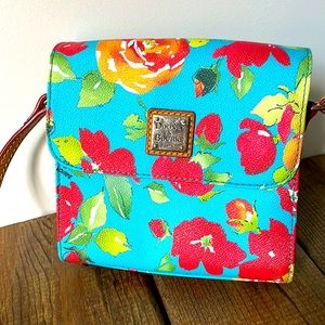 Like New Dooney and Bourke Purse
